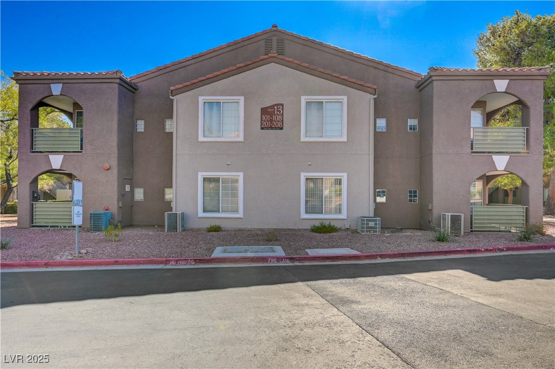 2729842 Property Photo 1
