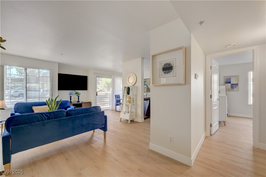 2729842 Property Photo 2