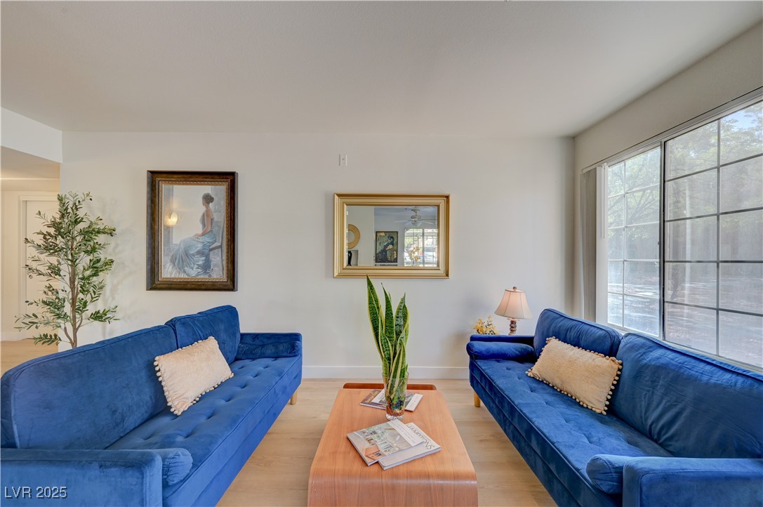 2729842 Property Photo 5