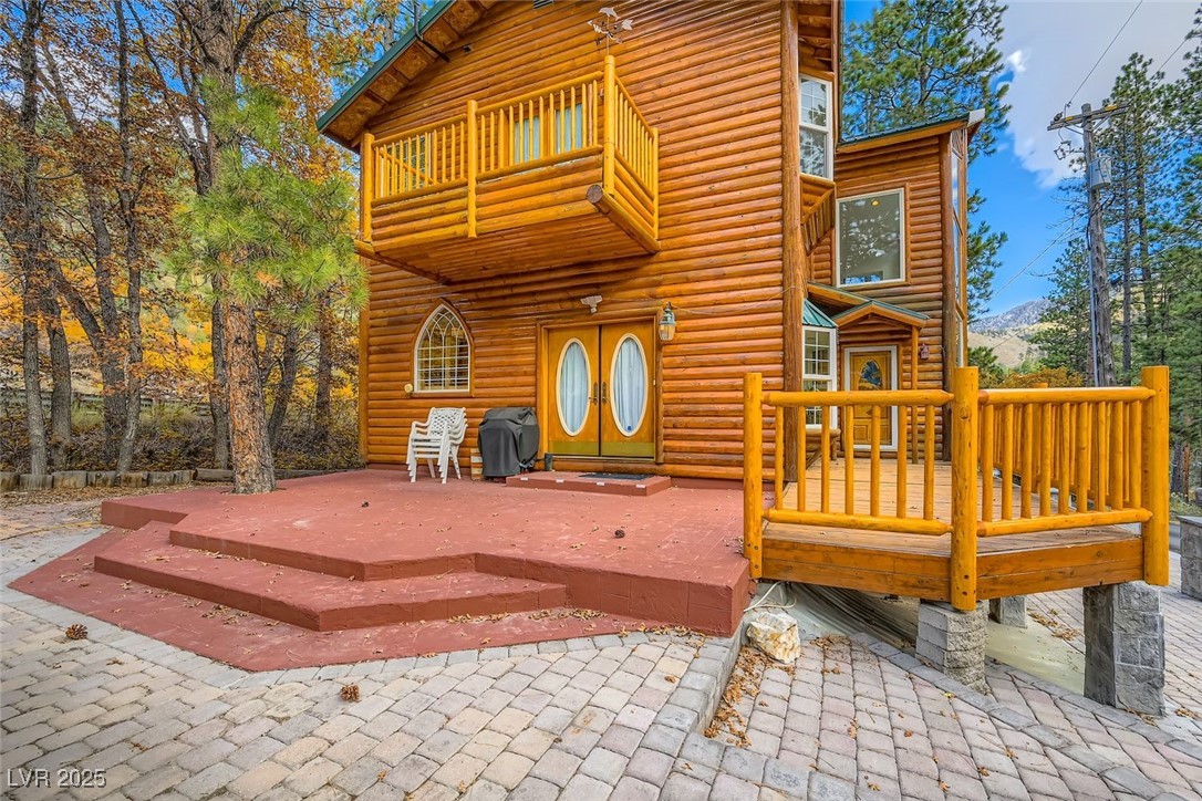 4458 Yellow Pine Avenue Property Photo 7
