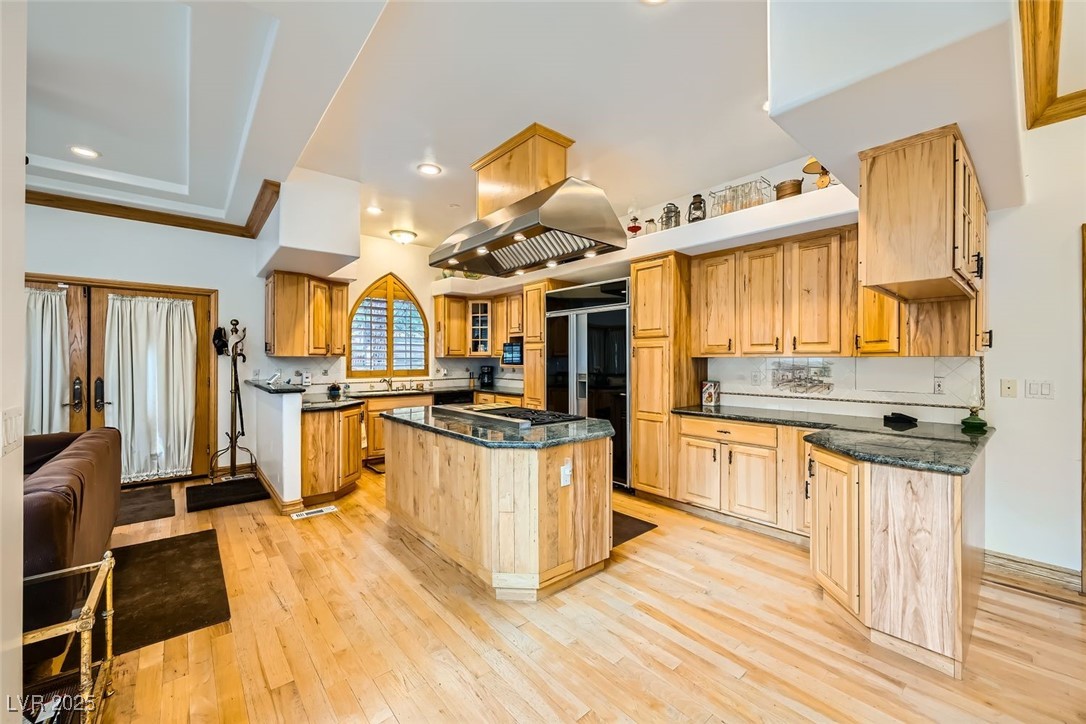4458 Yellow Pine Avenue Property Photo 12