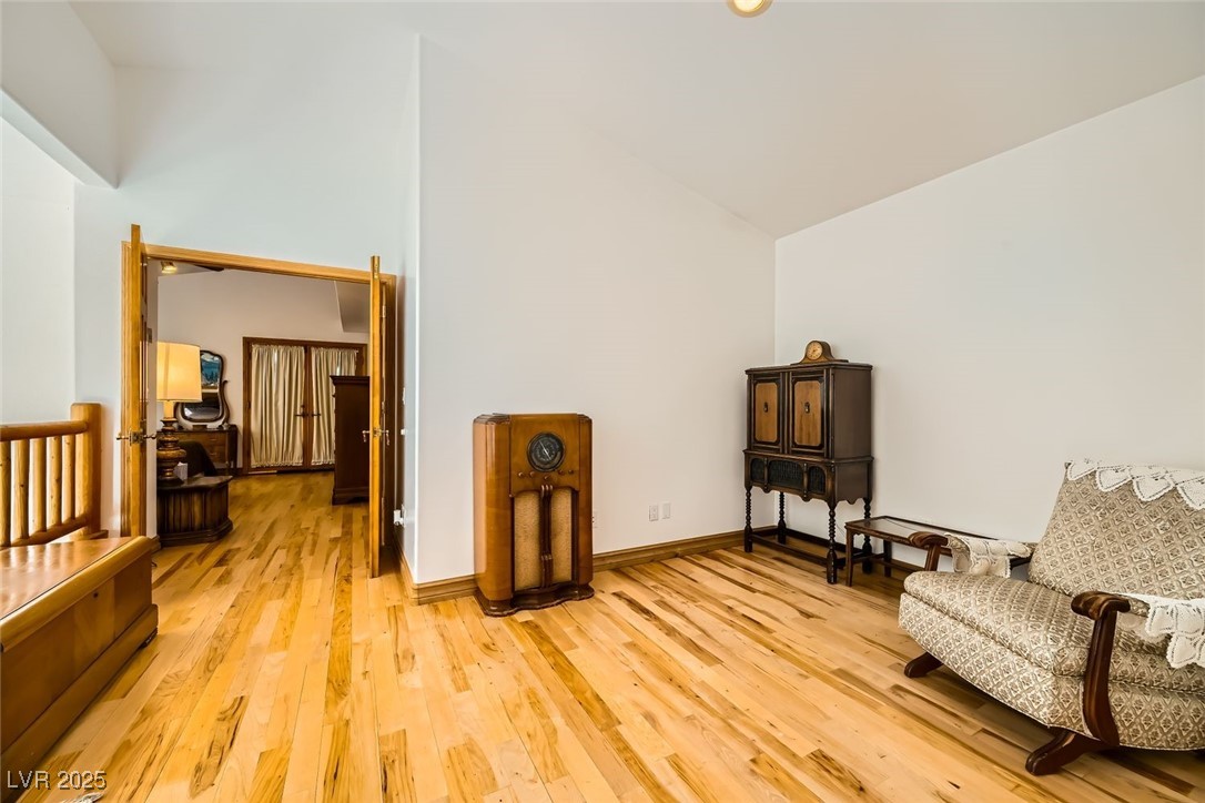 4458 Yellow Pine Avenue Property Photo 36