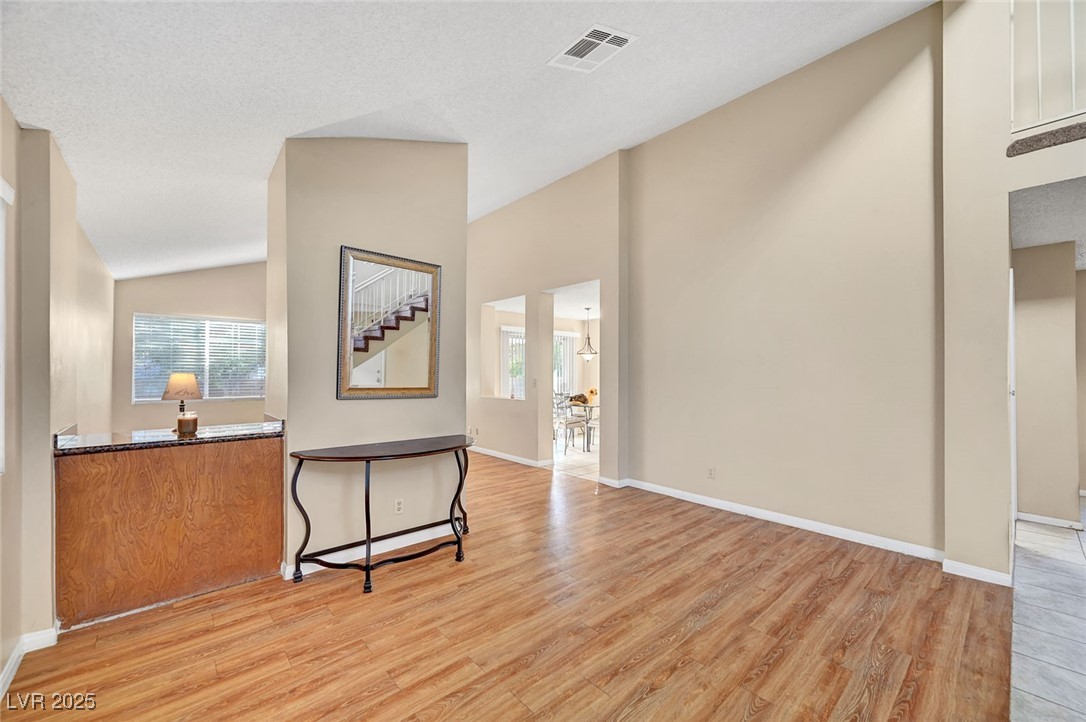2520 Kilmaron Circle Property Photo 4