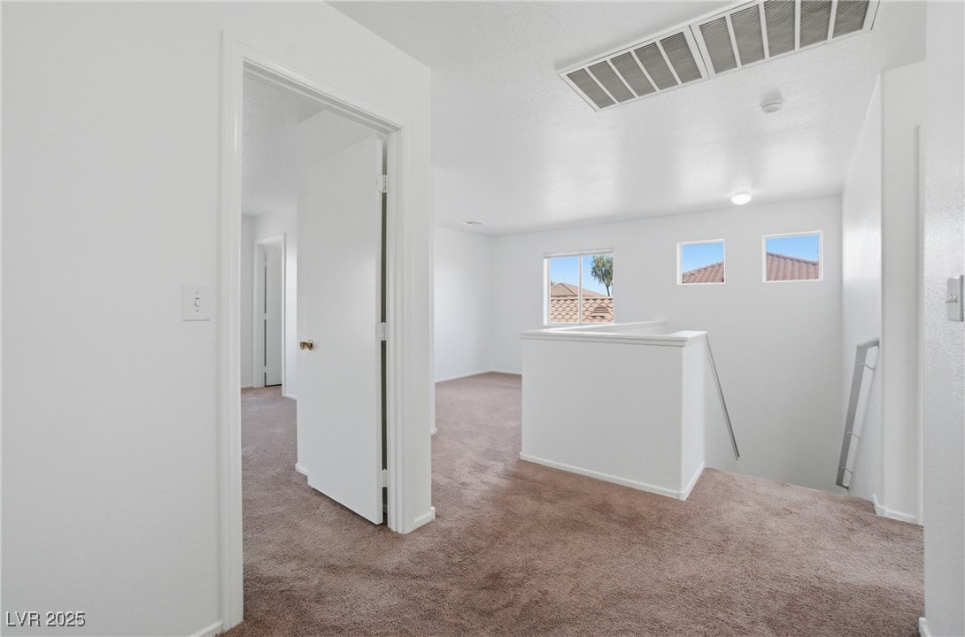 2832 King Michael Avenue Property Photo 10