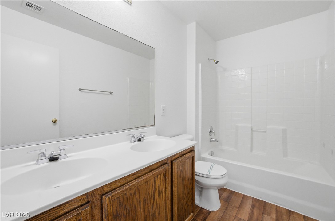 2832 King Michael Avenue Property Photo 21