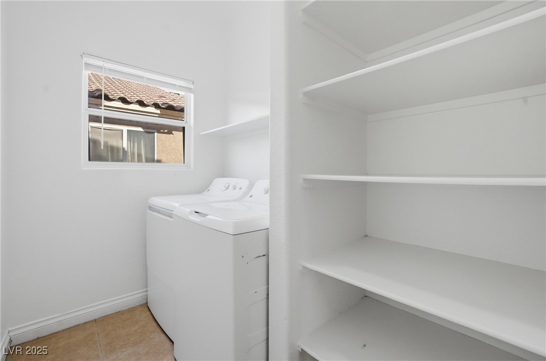 2832 King Michael Avenue Property Photo 27