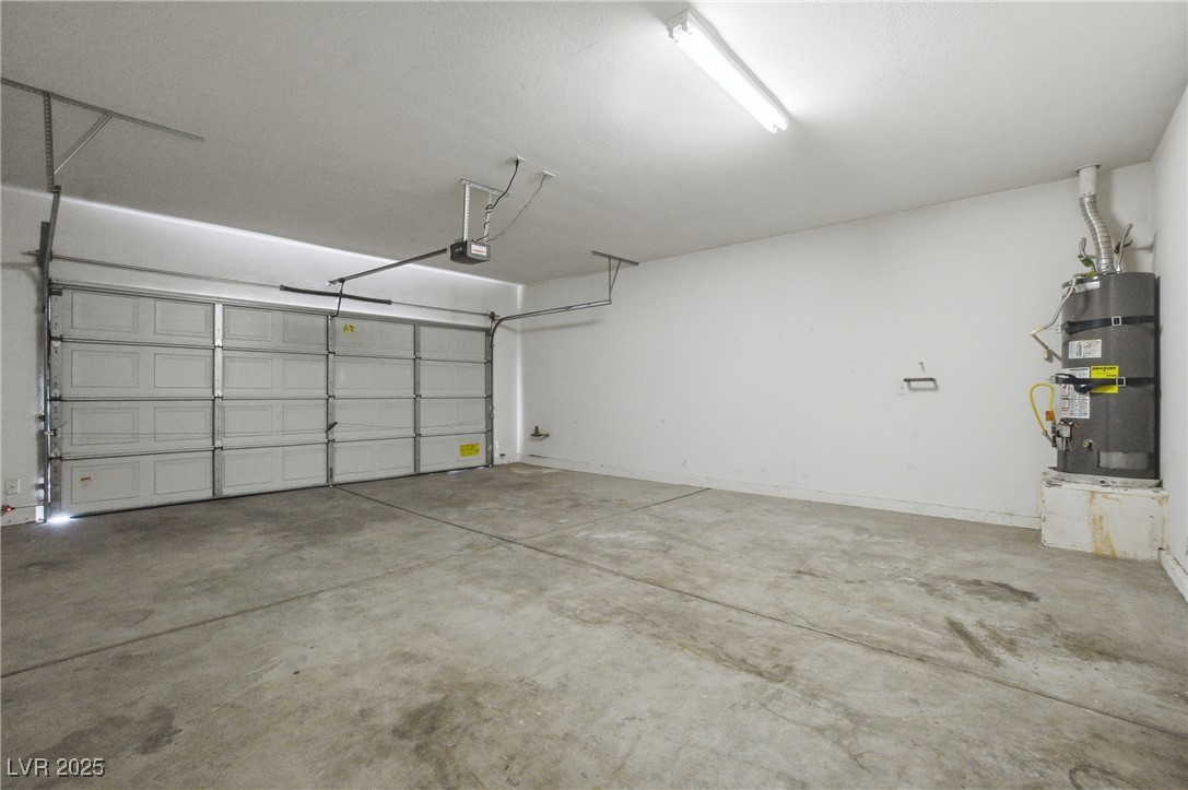 2832 King Michael Avenue Property Photo 28