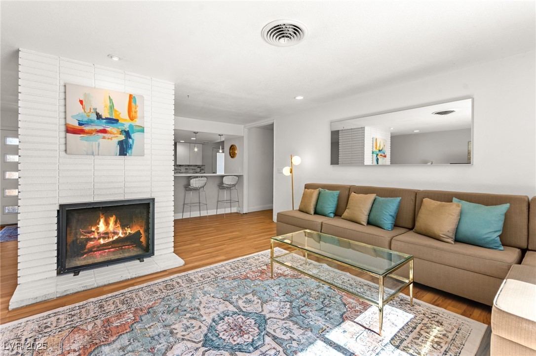 1531 Commanche Drive Property Photo 11