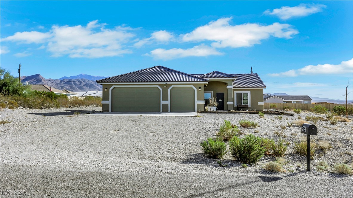 2181 Washoe Avenue Property Photo 1