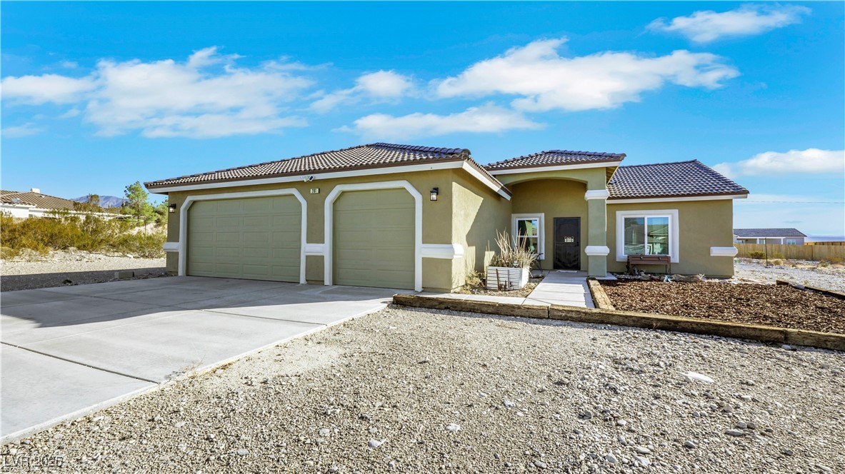 2181 Washoe Avenue Property Photo 3