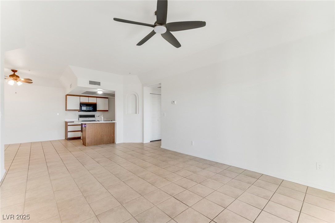 3550 Bay Sands Drive 1098 Property Photo 12