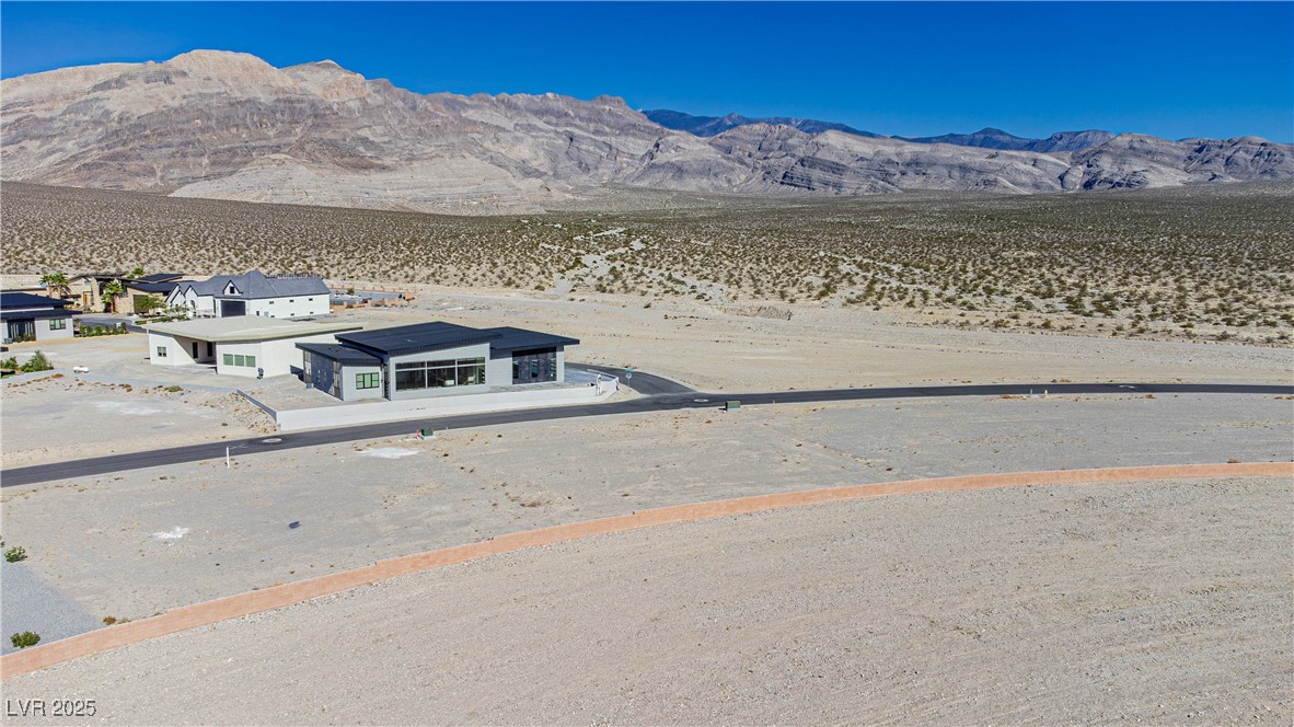 3126 South Spring Mountain Boulevard Property Photo 7