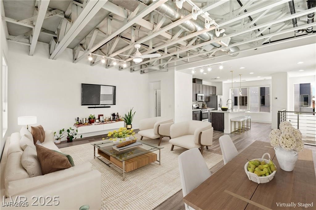 2860 Blue Key Court 2 Property Photo 1