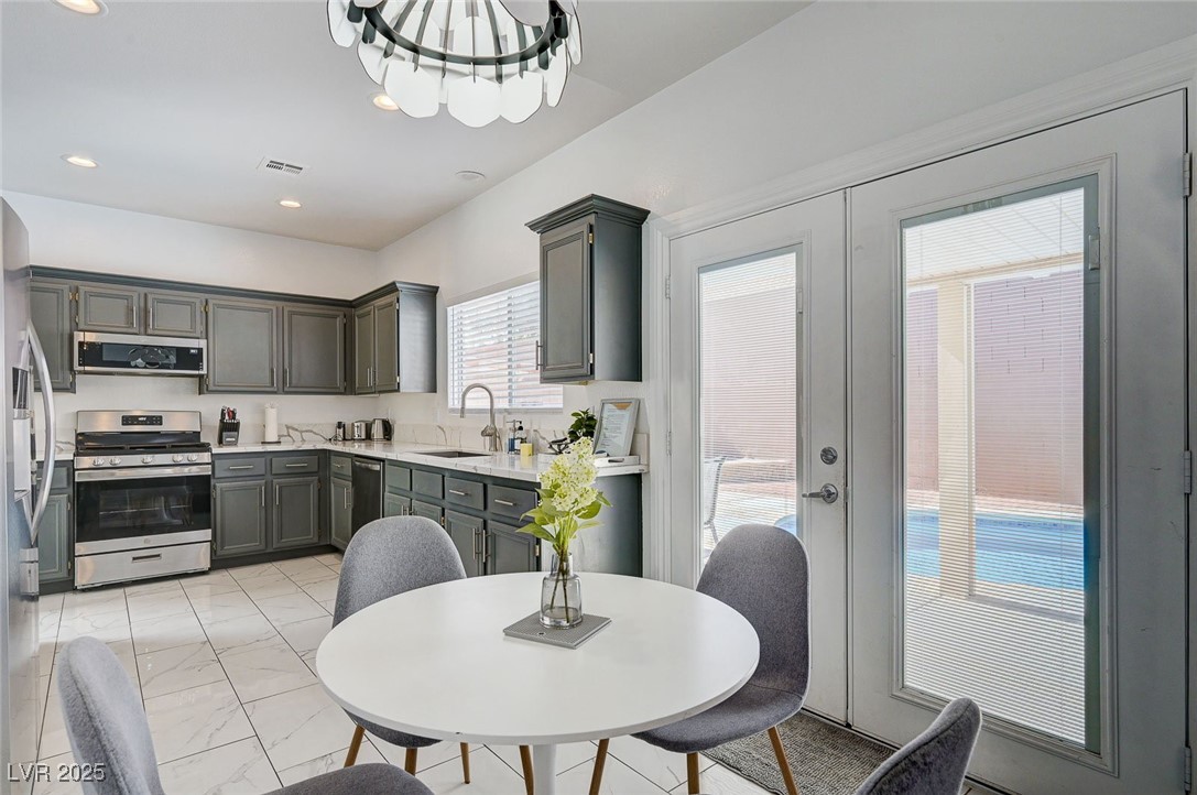 3751 Morning Canyon Street Property Photo 9