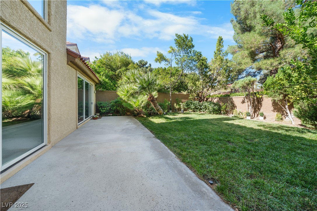 7960 Bermuda Dunes Avenue Property Photo 45