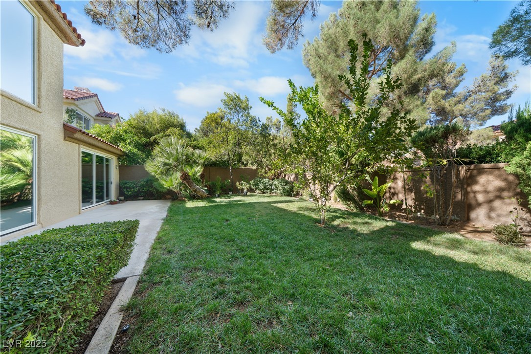 7960 Bermuda Dunes Avenue Property Photo 48