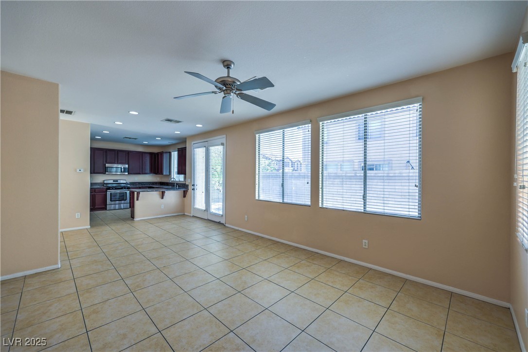 5421 Pipers Stone Street Property Photo 5