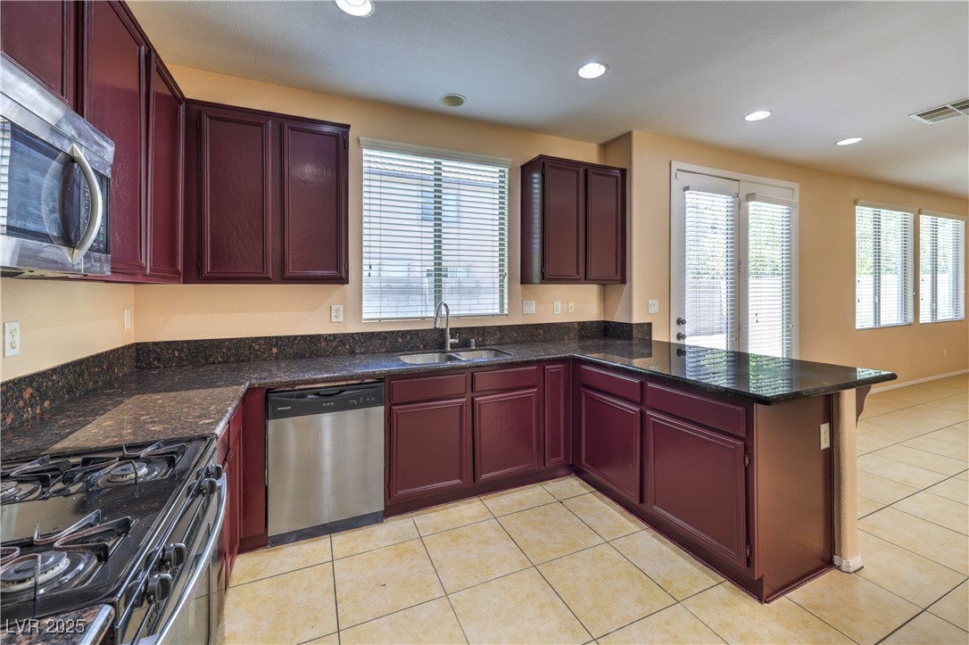 5421 Pipers Stone Street Property Photo 8