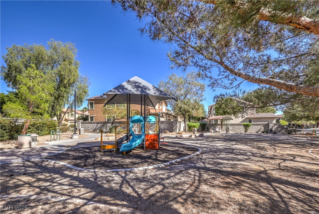 5421 Pipers Stone Street Property Photo 31