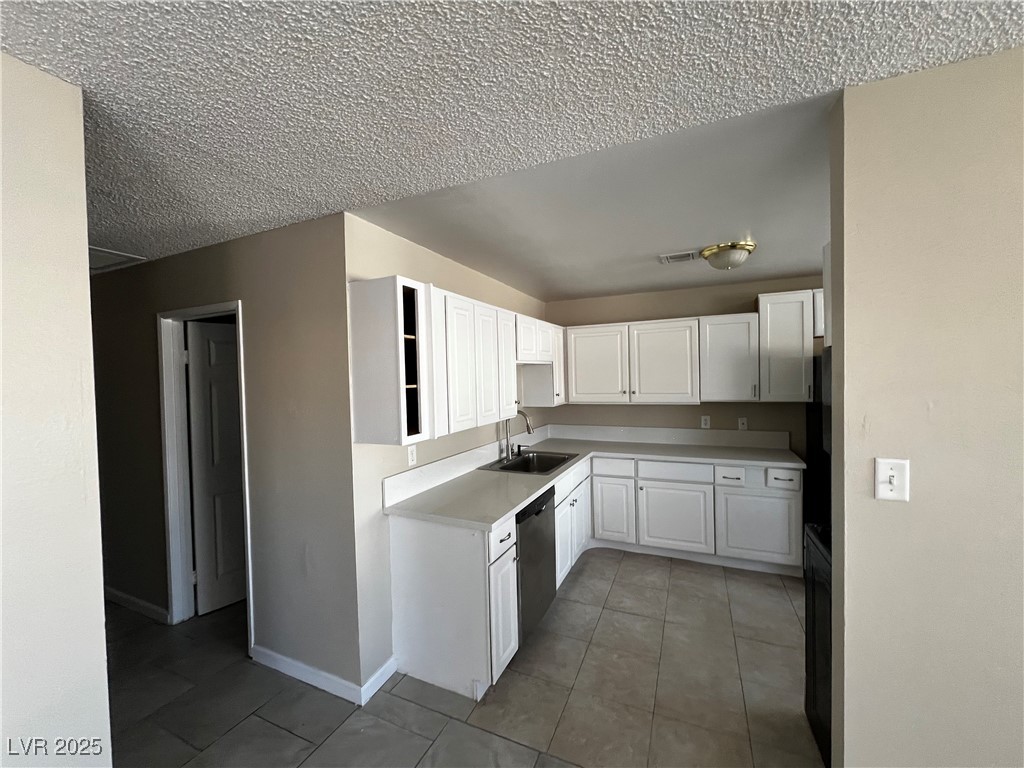 6941 Appleton Drive C Property Photo 10