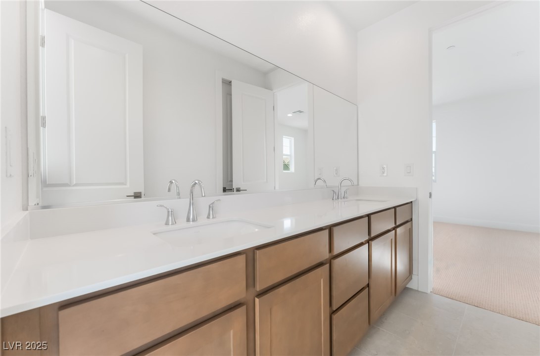 5924 Flowering Hill Court Property Photo 4