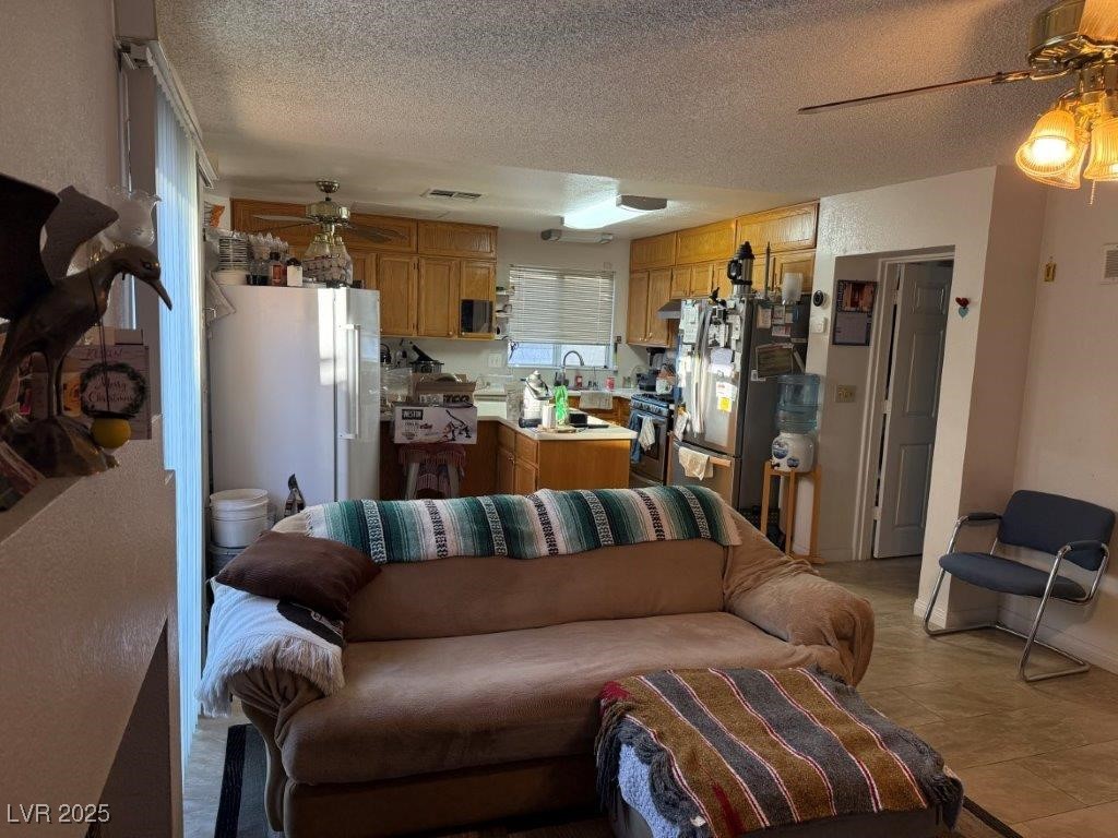 1325 Maplegrove Circle Property Photo 2