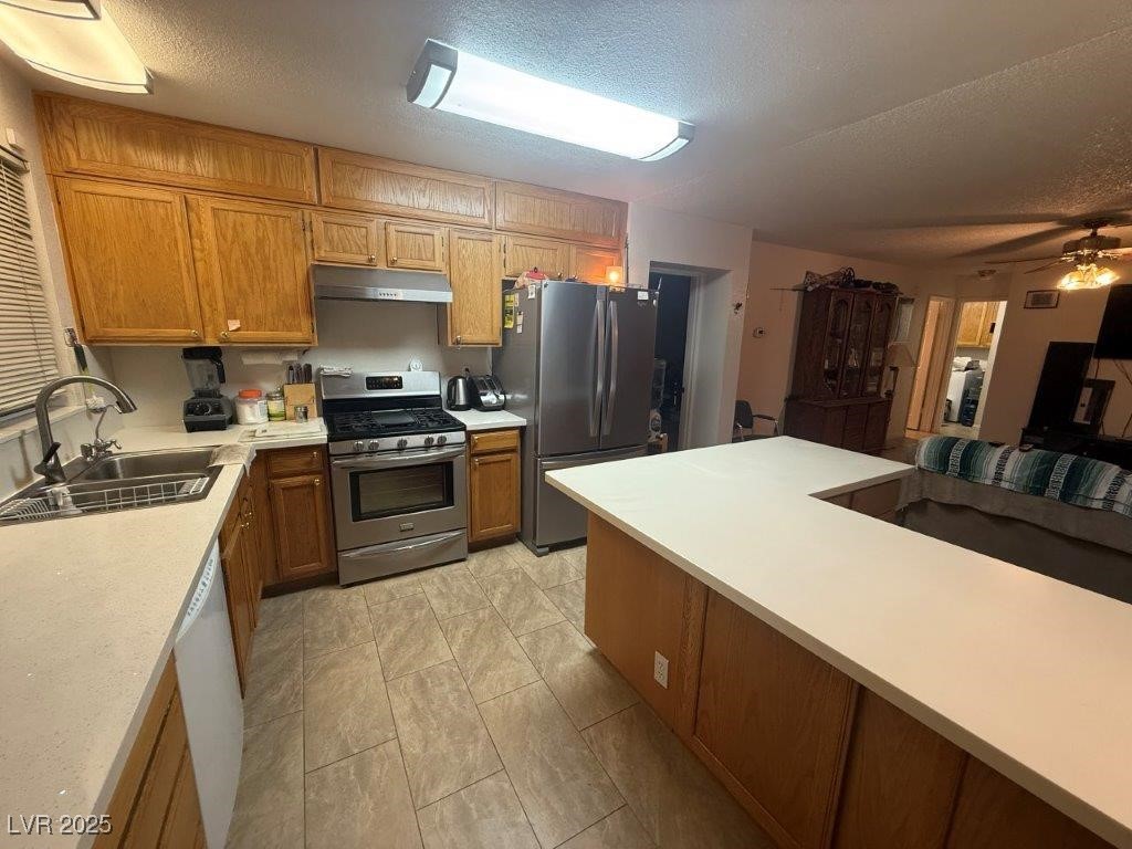 1325 Maplegrove Circle Property Photo 7