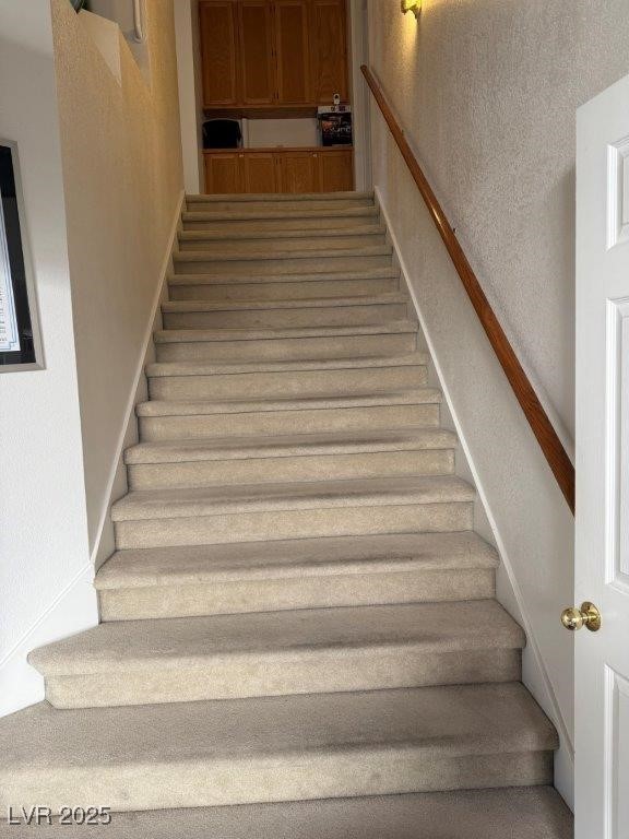1325 Maplegrove Circle Property Photo 29