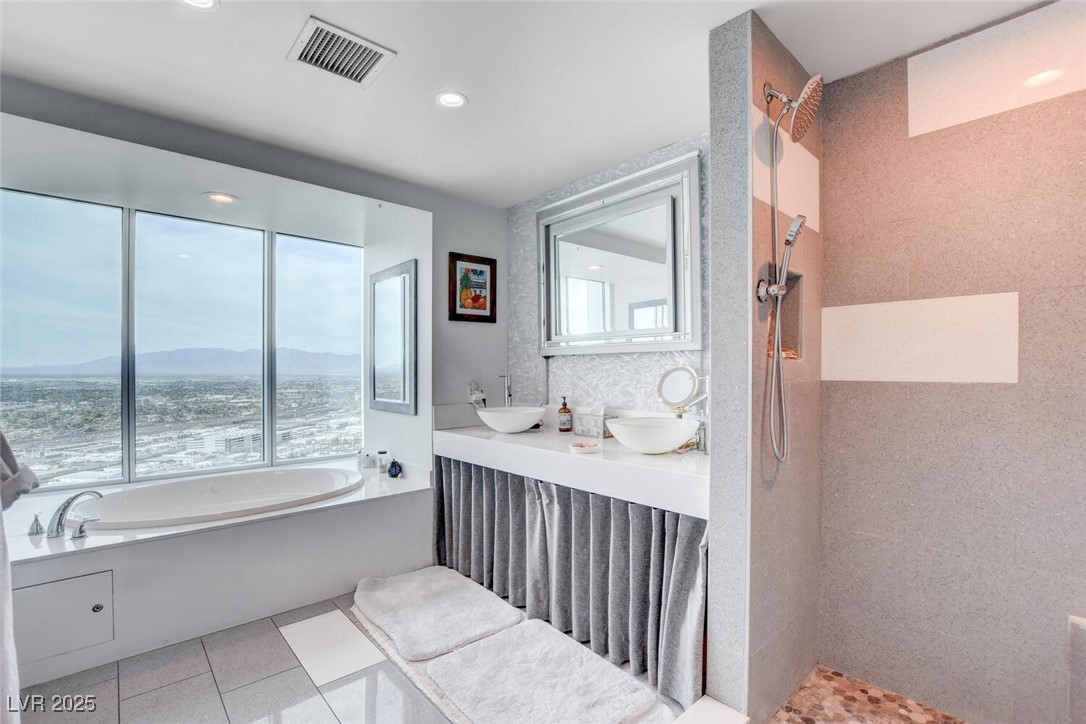 2700 Las Vegas Boulevard 4002 Property Photo 34