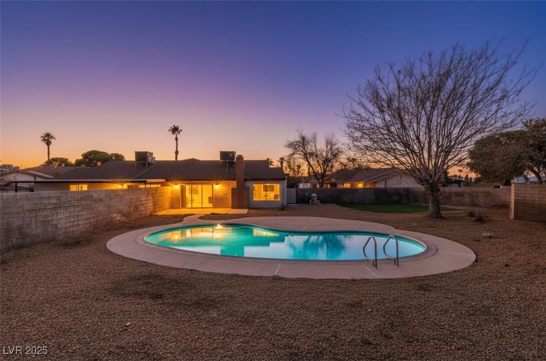 7075 Starwood Drive Property Photo 1