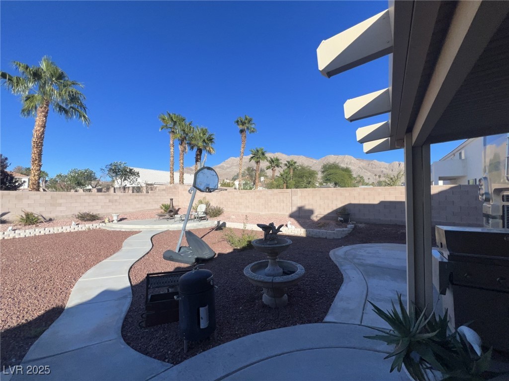 6596 Secluded Avenue Property Photo 31
