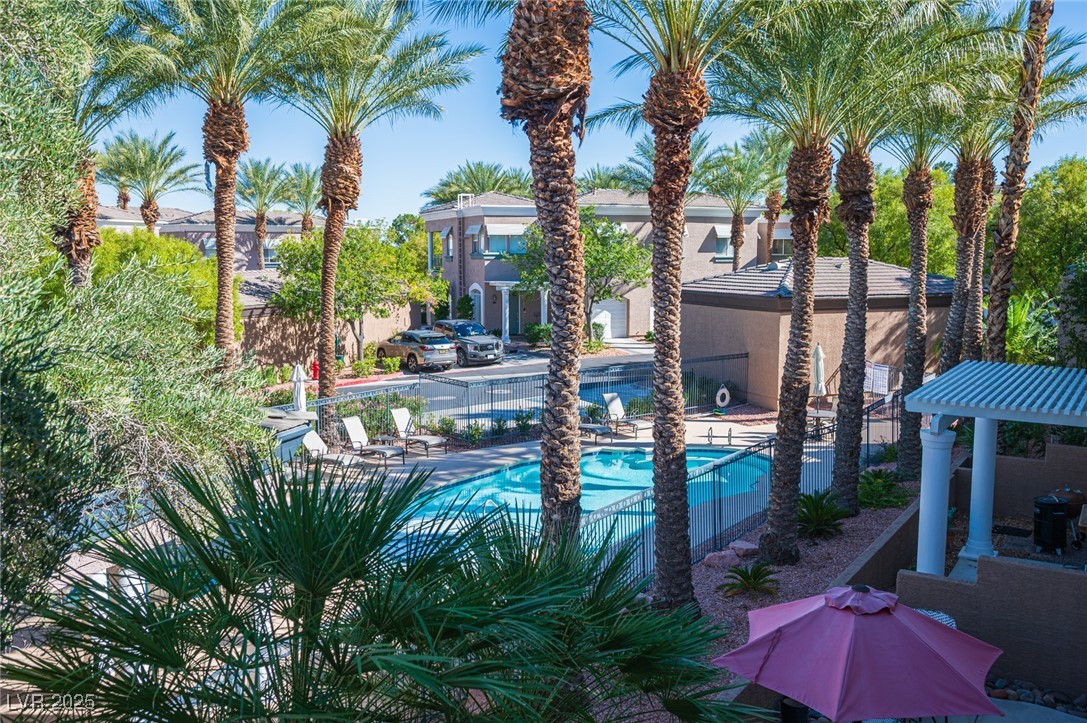 2731275 Property Photo 4