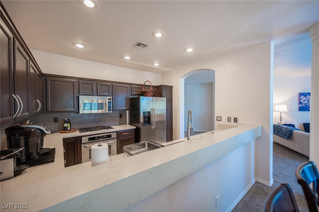 2731275 Property Photo 26