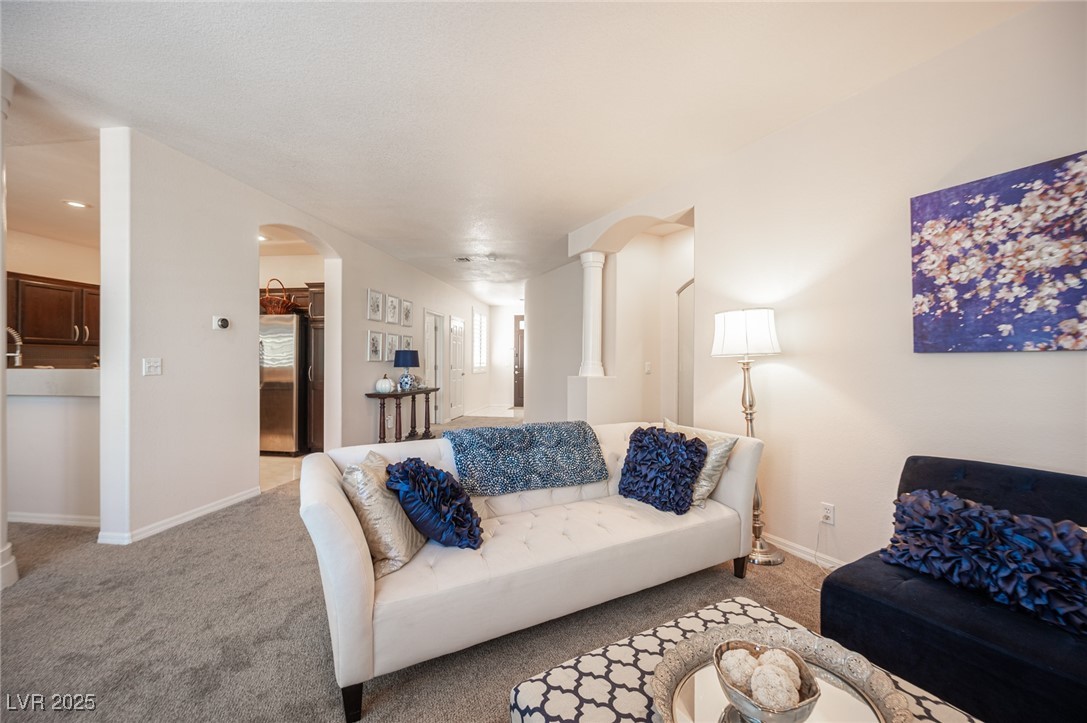 2731275 Property Photo 28