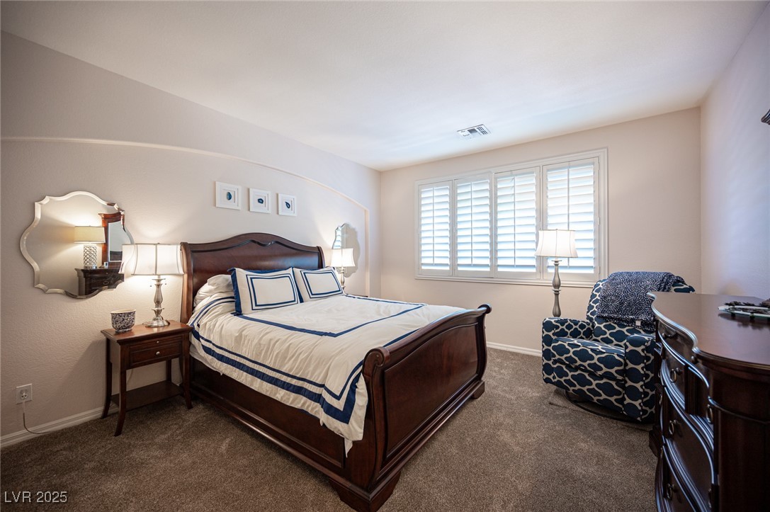 2731275 Property Photo 37