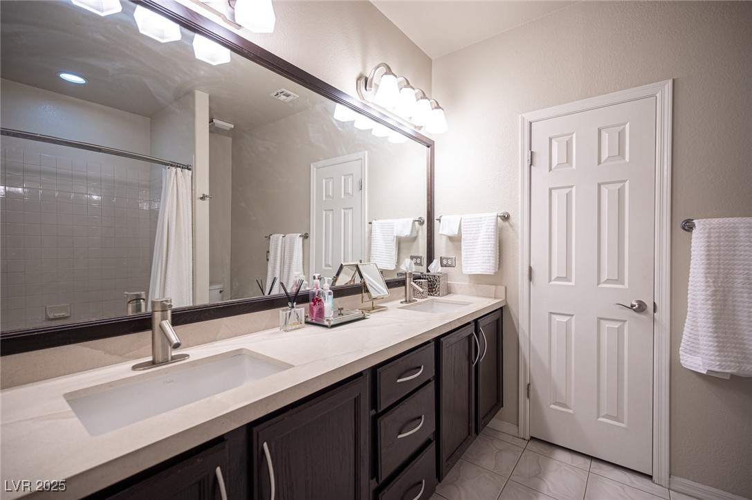 2731275 Property Photo 43