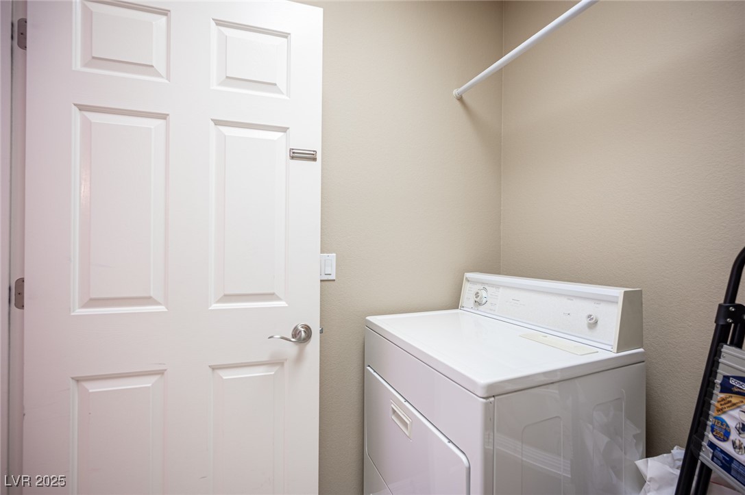 2731275 Property Photo 53