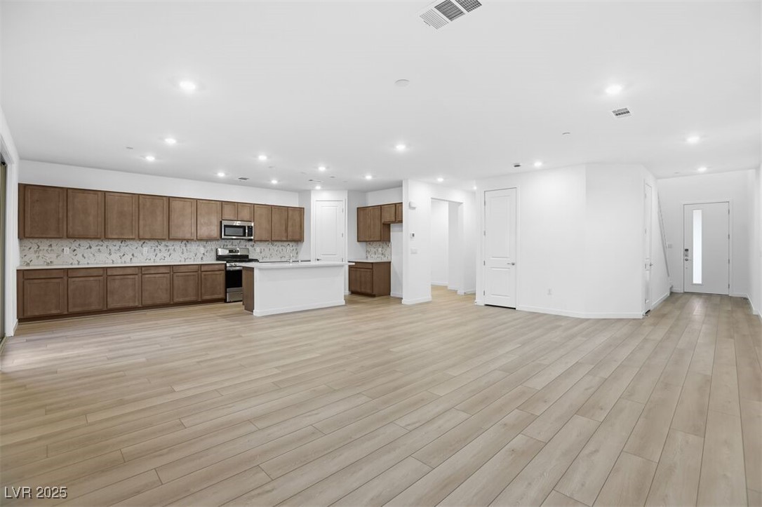 94 Tardando Avenue Property Photo 8
