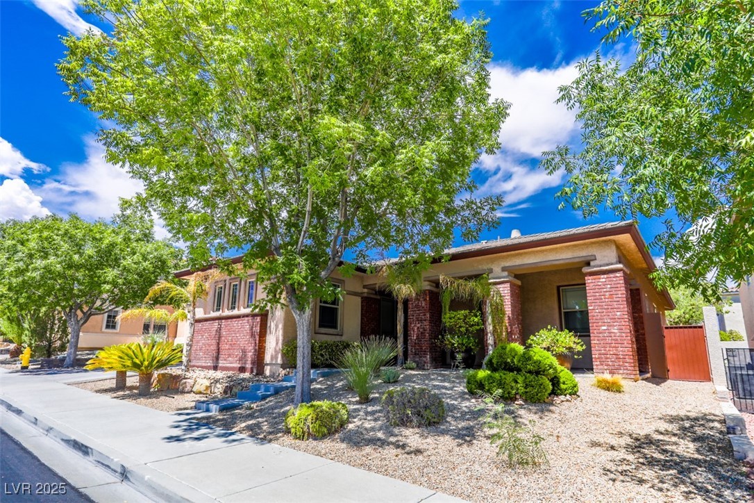 9268 Enchanted Grove Avenue Property Photo 3