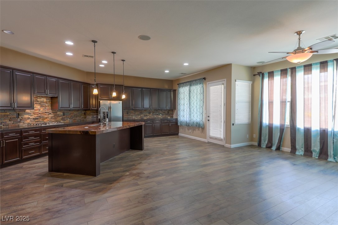 9268 Enchanted Grove Avenue Property Photo 6