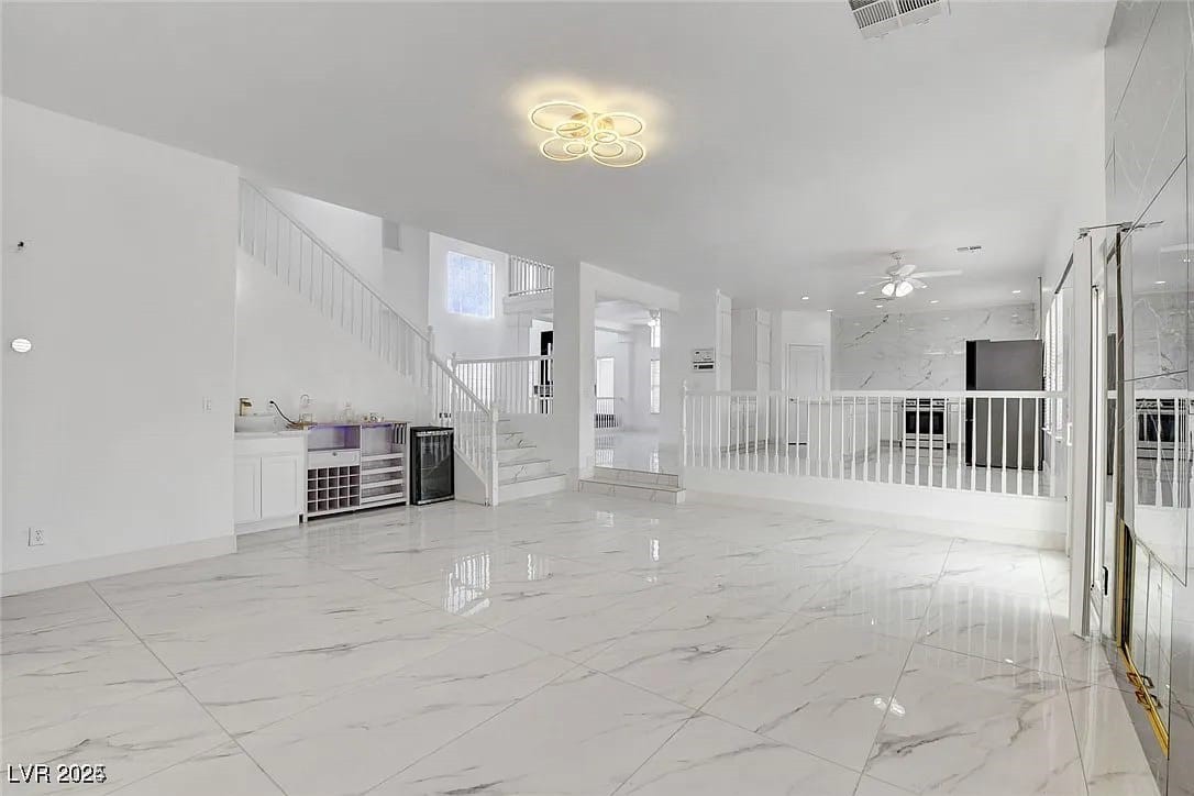 6315 North El Capitan Way Property Photo 11