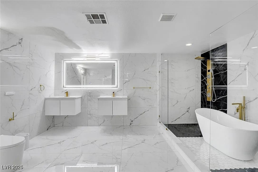 6315 North El Capitan Way Property Photo 12