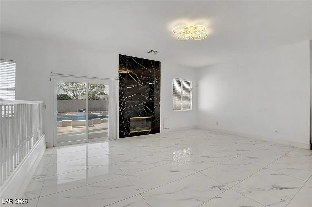 6315 North El Capitan Way Property Photo 14