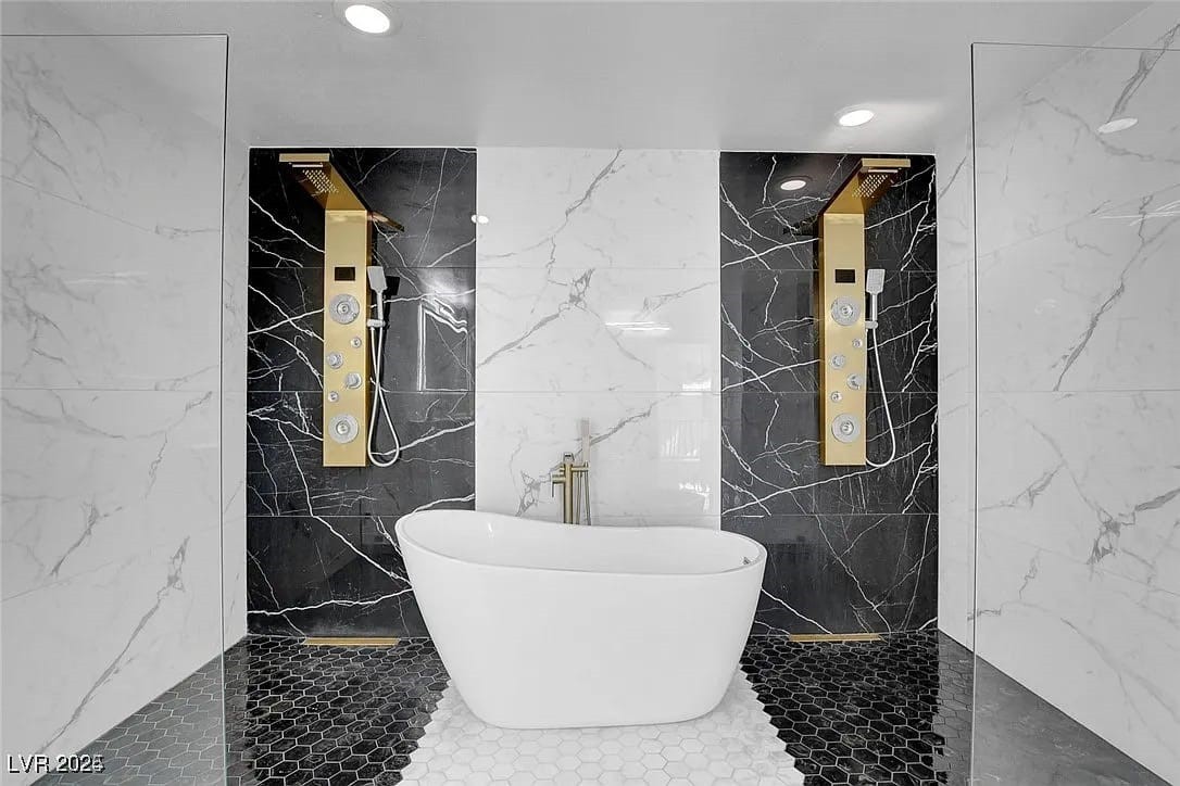 6315 North El Capitan Way Property Photo 17