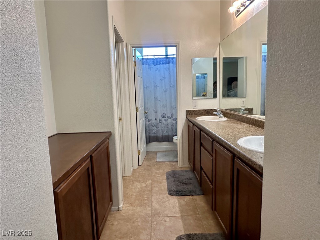 10153 Sunshine Village Place Property Photo 9