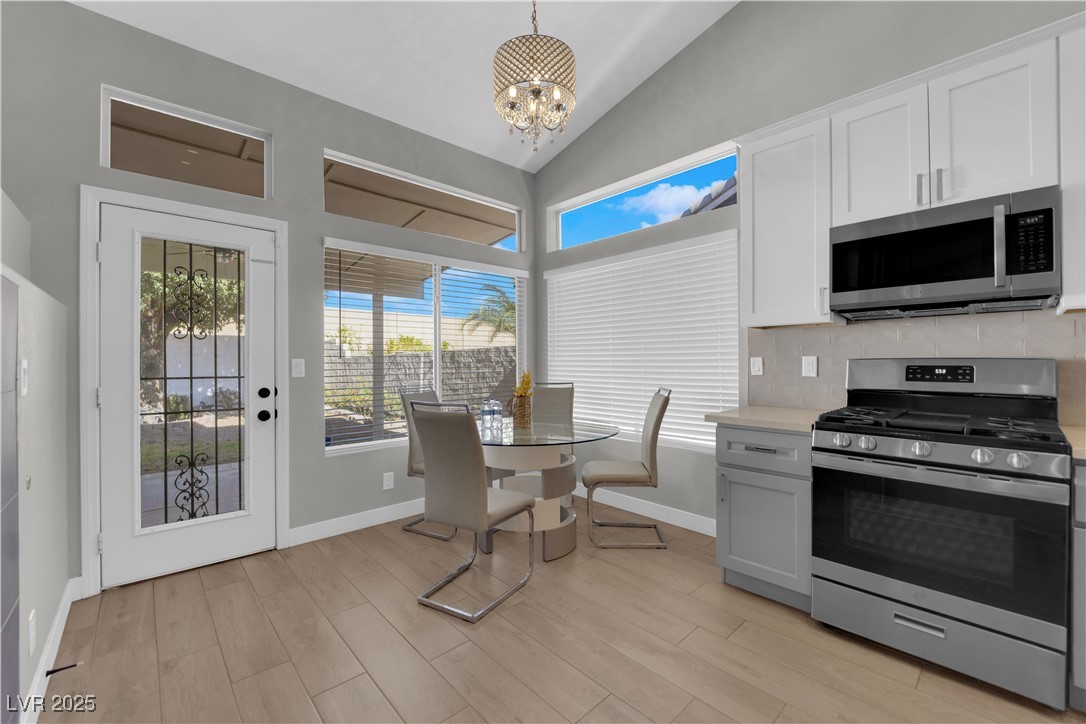 814 Singing Drum Drive Property Photo 10