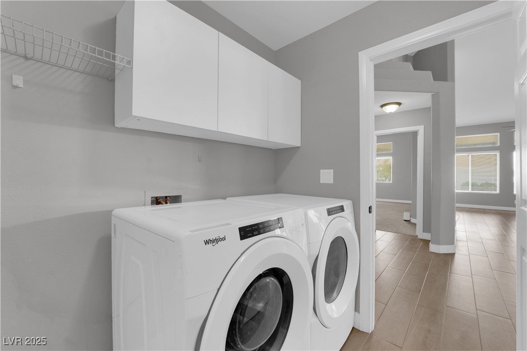 814 Singing Drum Drive Property Photo 36