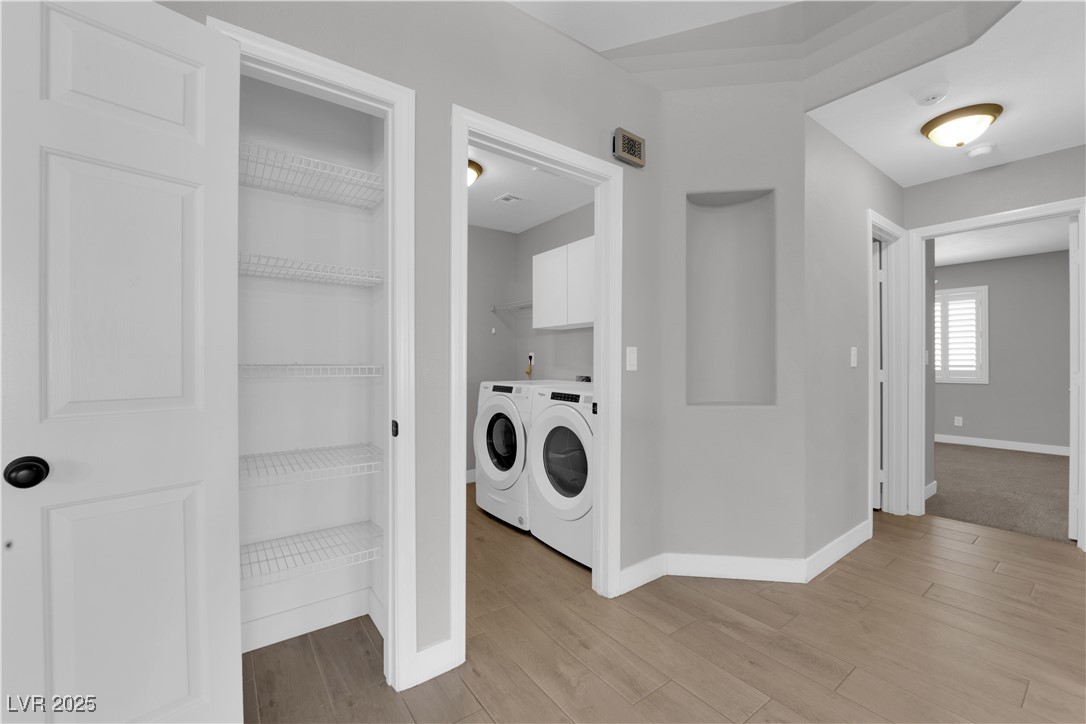 814 Singing Drum Drive Property Photo 38