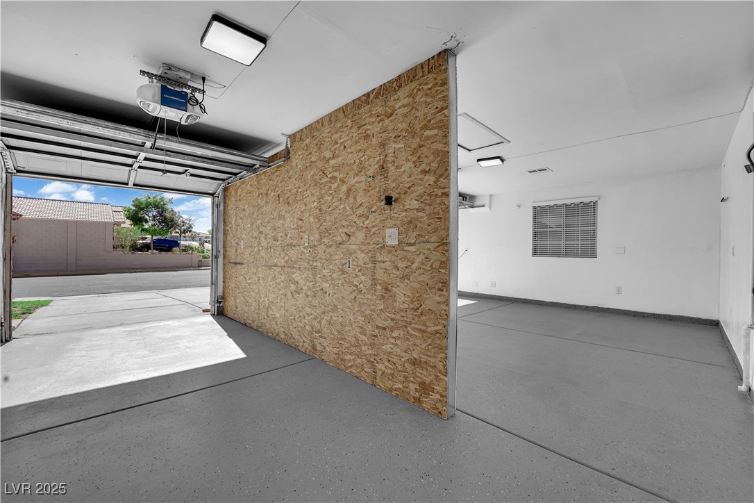 814 Singing Drum Drive Property Photo 39