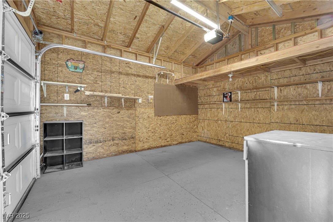 814 Singing Drum Drive Property Photo 41